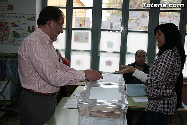 Elecciones 20n en Totana - 7