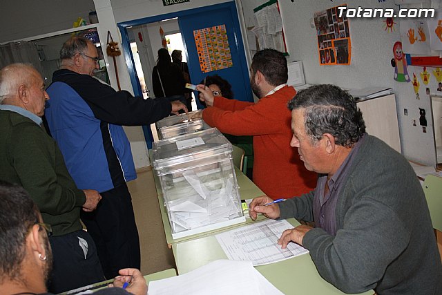 Elecciones 20n en Totana - 48