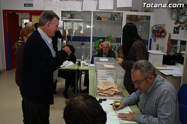 Elecciones 20n en Totana - 53