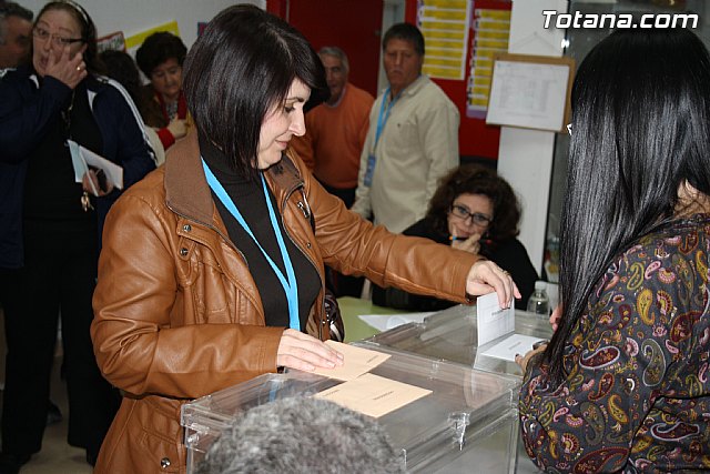 Elecciones 20n en Totana - 80