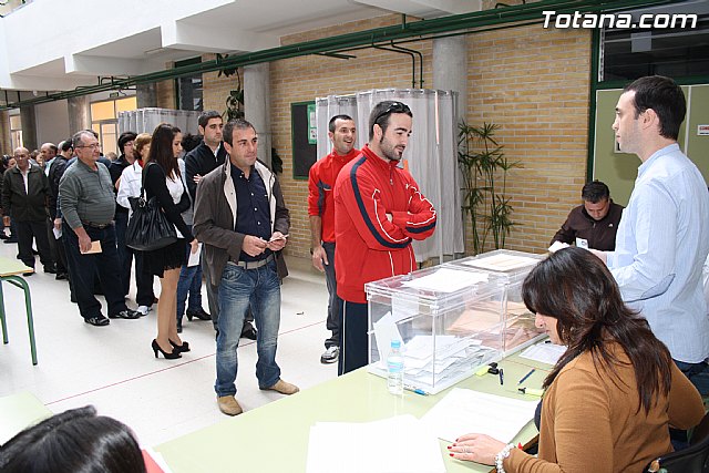 Elecciones 20n en Totana - 98