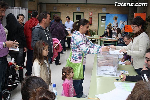 Elecciones 20n en Totana - 123