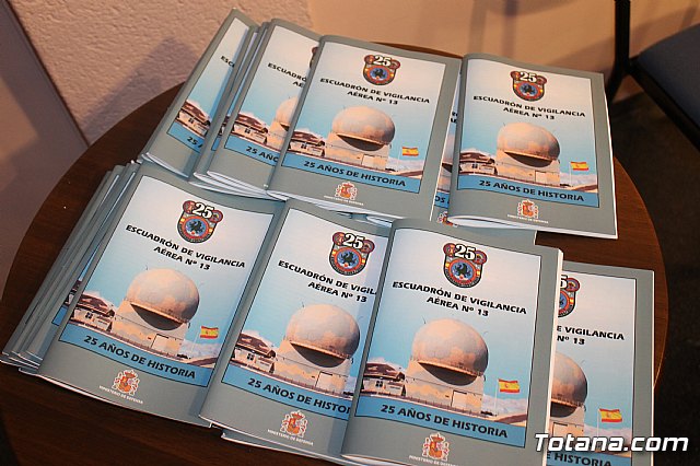Inauguracin exposicin 25 aniversario EVA-13 - 2