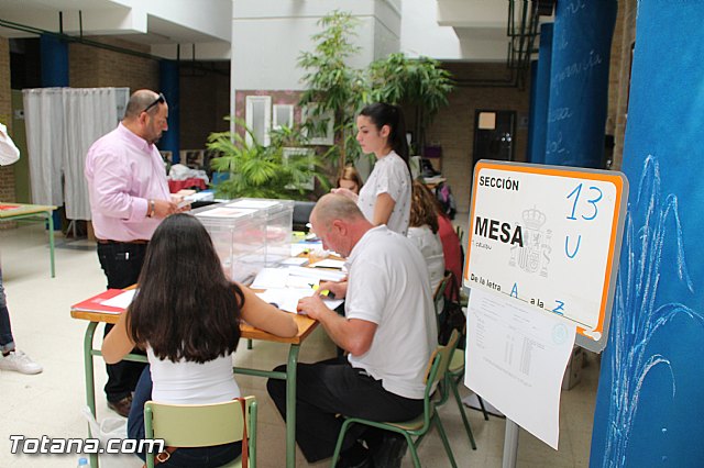 Elecciones Generales 26J en Totana. Jornada electoral - 12