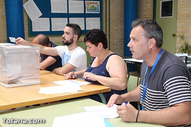 Elecciones Generales 26J en Totana. Jornada electoral - 32