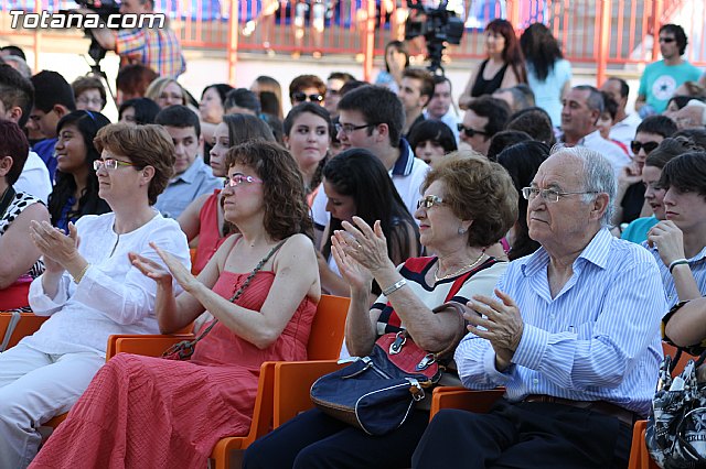 IES Juan de la Cierva y Codorniu. Graduacin 4 ESO. Promocin 2009 - 2013 - 83