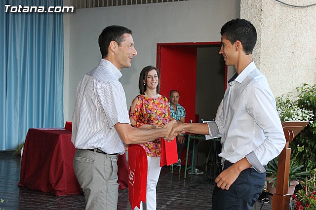 IES Juan de la Cierva y Codorniu. Graduacin 4 ESO. Promocin 2009 - 2013 - 176