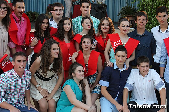 IES Juan de la Cierva y Codorniu. Graduacin 4 ESO. Promocin 2009 - 2013 - 305