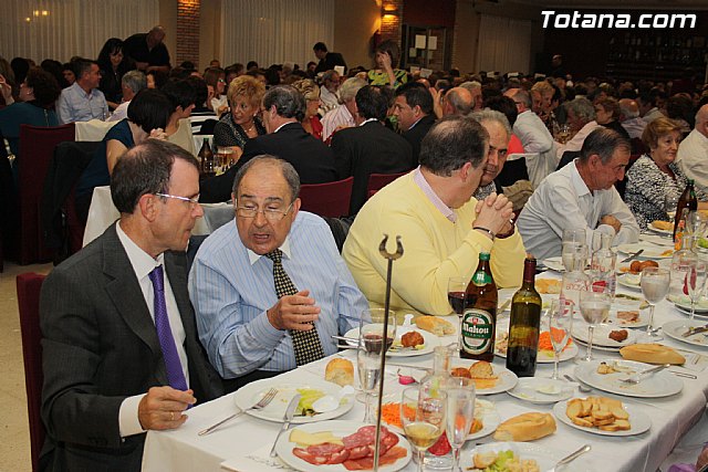 Se recaudan 6.500  en la cena contra el cncer a la que asistieron 500 personas - 23