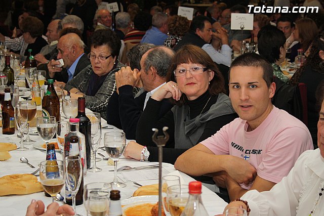Se recaudan 6.500  en la cena contra el cncer a la que asistieron 500 personas - 34
