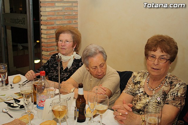 Se recaudan 6.500  en la cena contra el cncer a la que asistieron 500 personas - 38