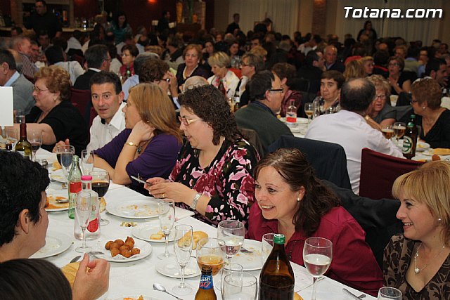 Se recaudan 6.500  en la cena contra el cncer a la que asistieron 500 personas - 39