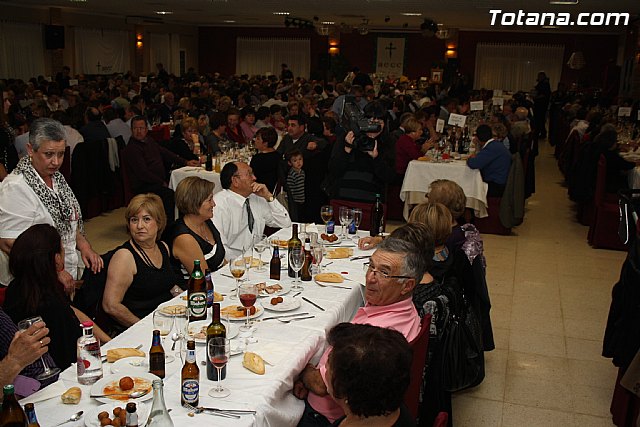 Se recaudan 6.500  en la cena contra el cncer a la que asistieron 500 personas - 59
