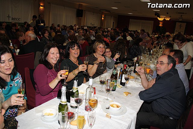 Se recaudan 6.500  en la cena contra el cncer a la que asistieron 500 personas - 80