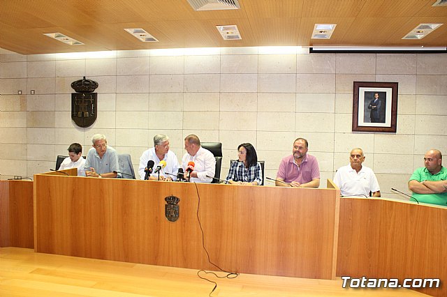 Nueva Junta Local de la Asociacin Espaola contra el Cncer (AECC) - 17