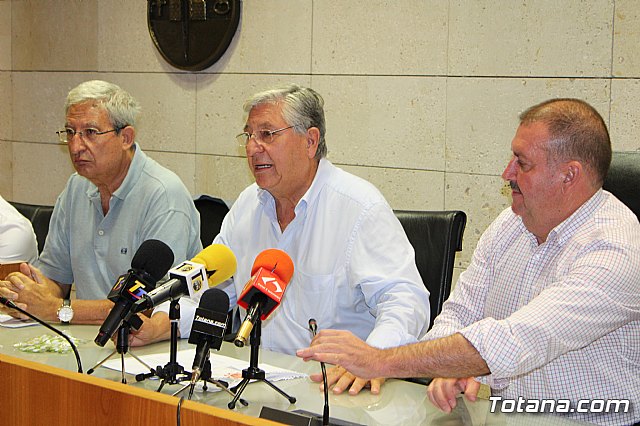 Nueva Junta Local de la Asociacin Espaola contra el Cncer (AECC) - 24