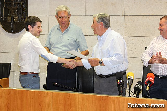 Nueva Junta Local de la Asociacin Espaola contra el Cncer (AECC) - 31