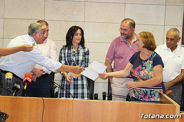 Nueva Junta Local de la Asociacin Espaola contra el Cncer (AECC) - 38