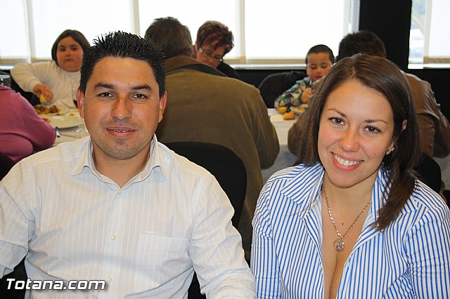 Comida solidaria a beneficio de la Asociacin de Familiares y Afectados de Lipodistrofias (AELIP) - 2013 - 32