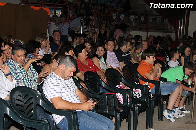 Desfile solidario de lencera y bao a beneficio de AFACMUR - 15