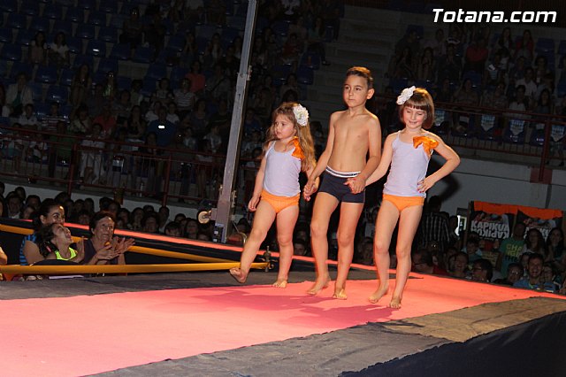 Desfile solidario de lencera y bao a beneficio de AFACMUR - 156