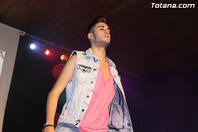 Desfile solidario de lencera y bao a beneficio de AFACMUR - 242