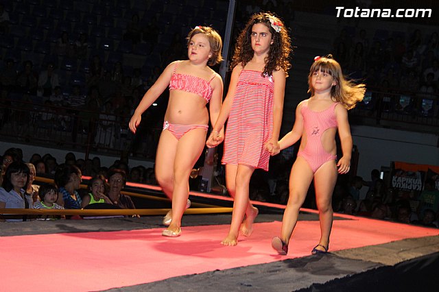 Desfile solidario de lencera y bao a beneficio de AFACMUR - 296