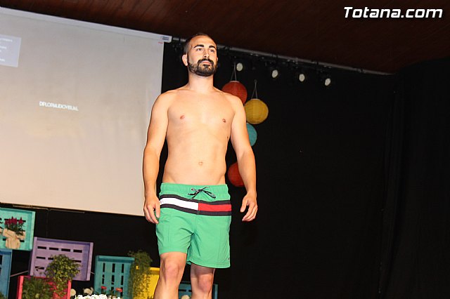 Desfile solidario de lencera y bao a beneficio de AFACMUR - 375