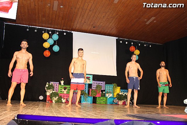 Desfile solidario de lencera y bao a beneficio de AFACMUR - 379