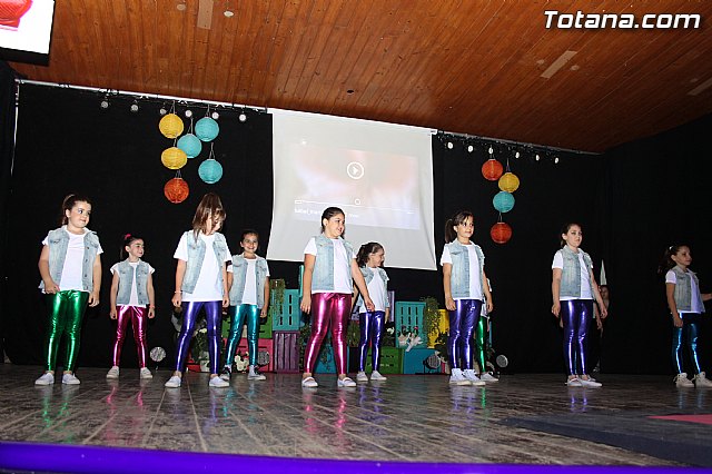 Desfile solidario de lencera y bao a beneficio de AFACMUR - 502