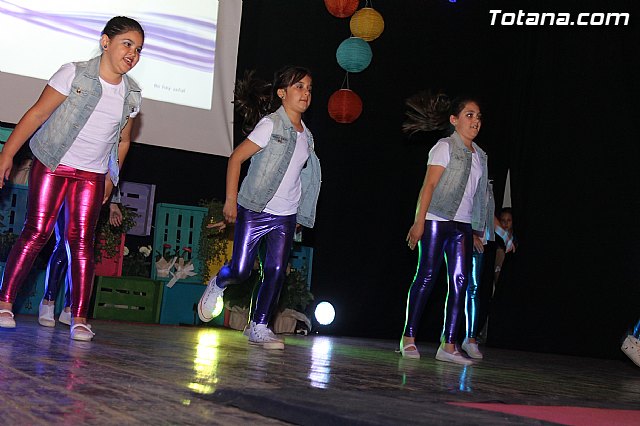 Desfile solidario de lencera y bao a beneficio de AFACMUR - 509