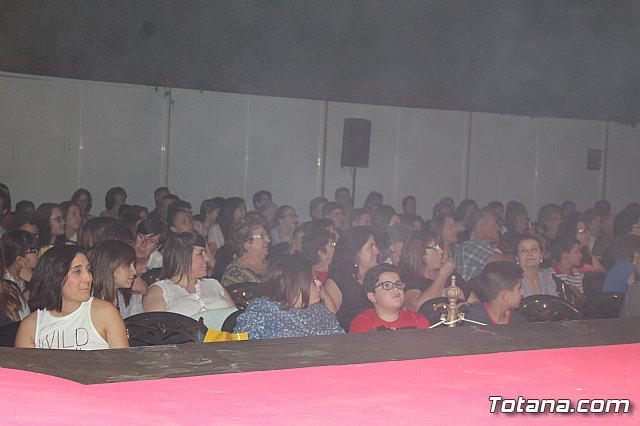 II desfile solidario a beneficio de AFACMUR - 24