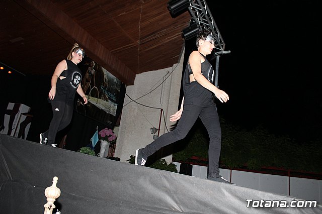 II desfile solidario a beneficio de AFACMUR - 43