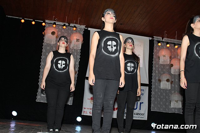 II desfile solidario a beneficio de AFACMUR - 48