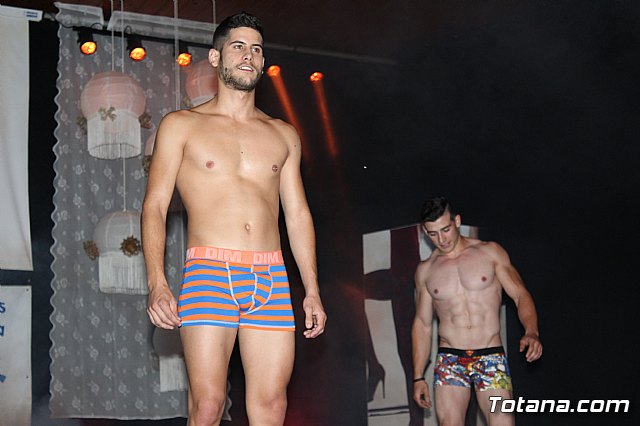 II desfile solidario a beneficio de AFACMUR - 156