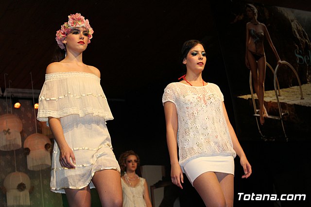 II desfile solidario a beneficio de AFACMUR - 256