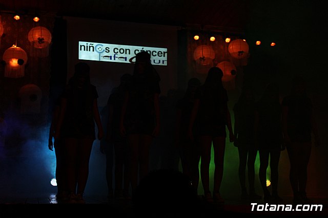 II desfile solidario a beneficio de AFACMUR - 311