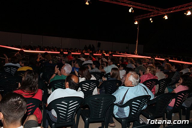 II desfile solidario a beneficio de AFACMUR - 566