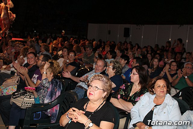II desfile solidario a beneficio de AFACMUR - 578