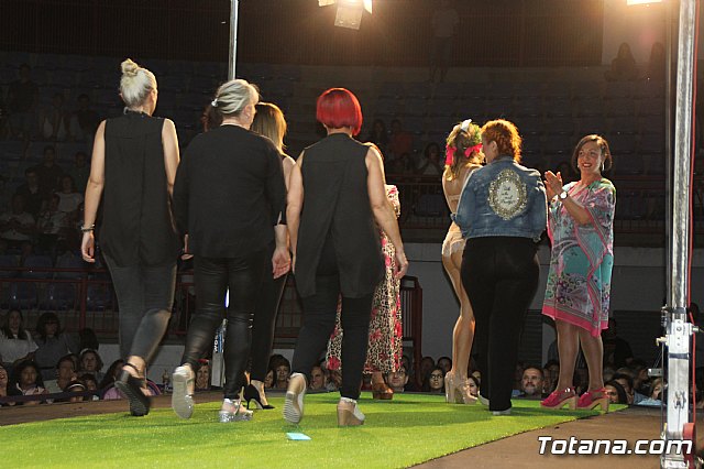 Desfile solidario de lencera y bao AFACMUR 2017 - 511