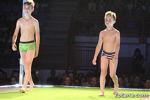 Desfile solidario de lencera y bao AFACMUR 2018 - 170