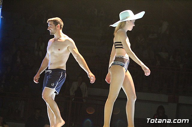 Desfile solidario de lencera y bao AFACMUR 2018 - 381