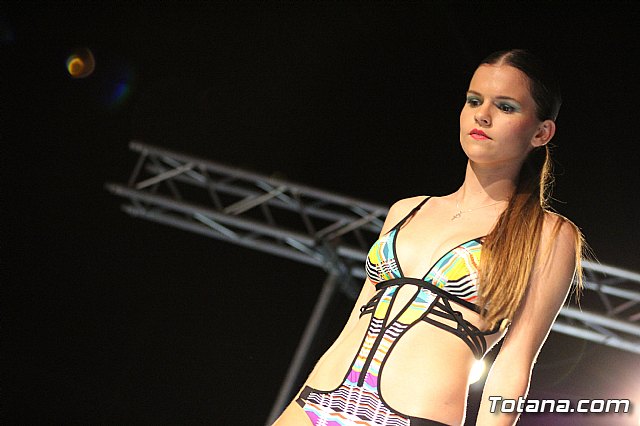 Desfile solidario de lencera y bao AFACMUR 2018 - 404