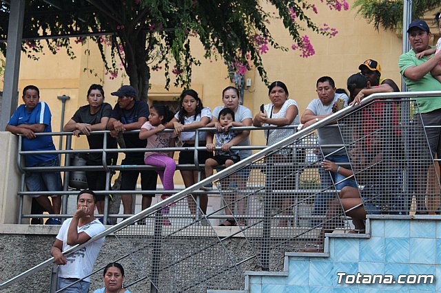 Desfile de baile. Fiestas en honor a la Virgen de la Urkupia (Bolivia) - 25