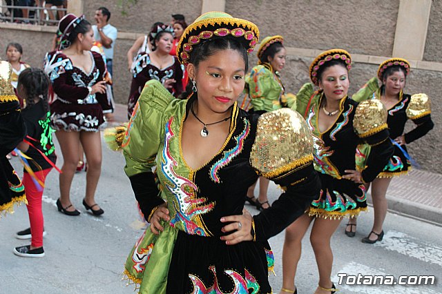 Desfile de baile. Fiestas en honor a la Virgen de la Urkupia (Bolivia) - 43