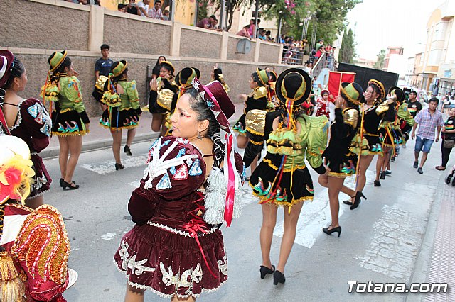 Desfile de baile. Fiestas en honor a la Virgen de la Urkupia (Bolivia) - 46
