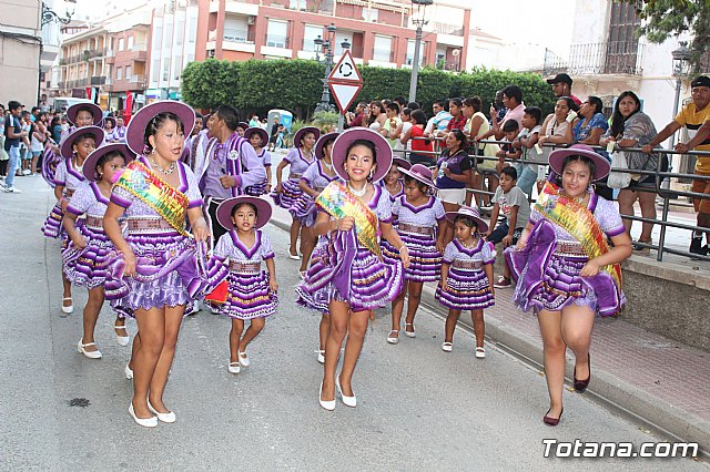 Desfile de baile. Fiestas en honor a la Virgen de la Urkupia (Bolivia) - 61