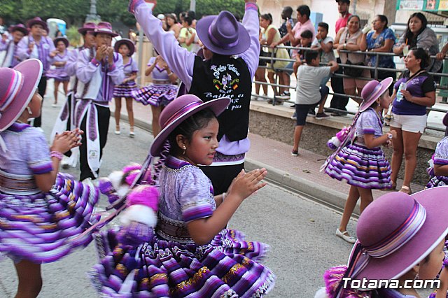 Desfile de baile. Fiestas en honor a la Virgen de la Urkupia (Bolivia) - 63