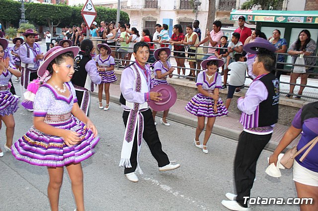 Desfile de baile. Fiestas en honor a la Virgen de la Urkupia (Bolivia) - 65