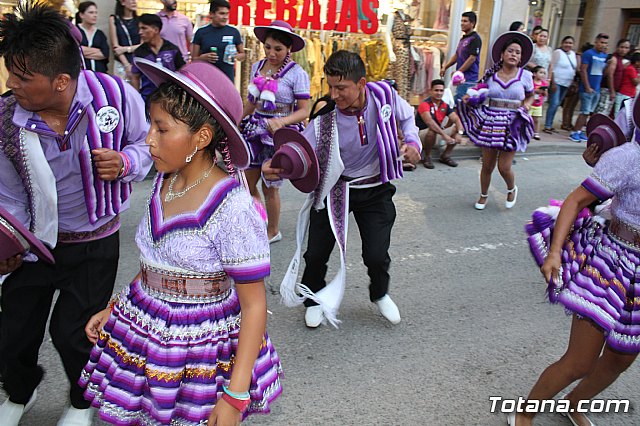 Desfile de baile. Fiestas en honor a la Virgen de la Urkupia (Bolivia) - 72